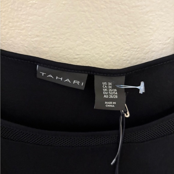 Tahari black Long Sleeve Top - Picture 4 of 5